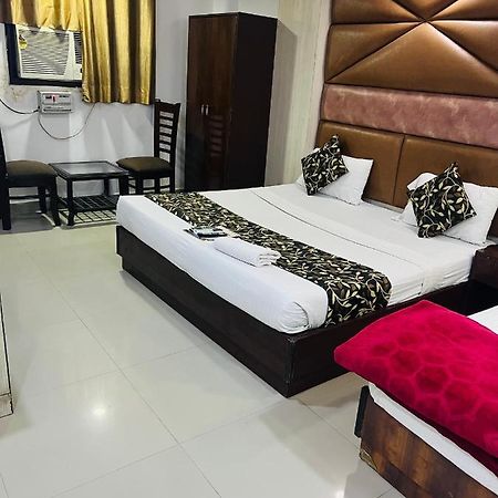 Hotel Aerotech Near Igi Airport New Delhi Exterior foto