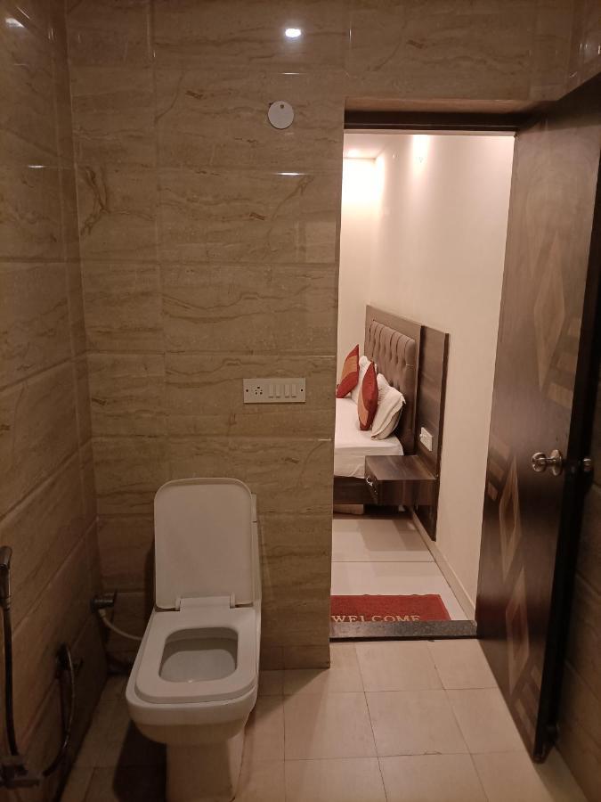 Hotel Aerotech Near Igi Airport New Delhi Exterior foto