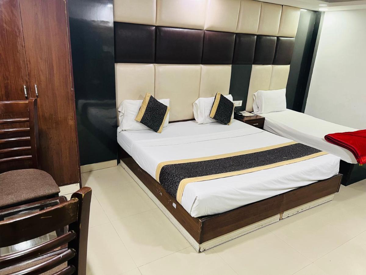 Hotel Aerotech Near Igi Airport New Delhi Exterior foto